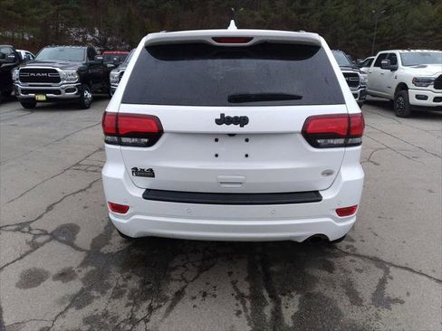 Certified 2021 Jeep Grand Cherokee Laredo X AWD/4WD image 15