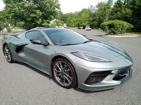 Used 2024 Chevrolet Corvette Stingray Coupe w/ Battery Protection Package RWD image 2