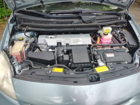 Used 2013 Toyota Prius Four FWD image 22