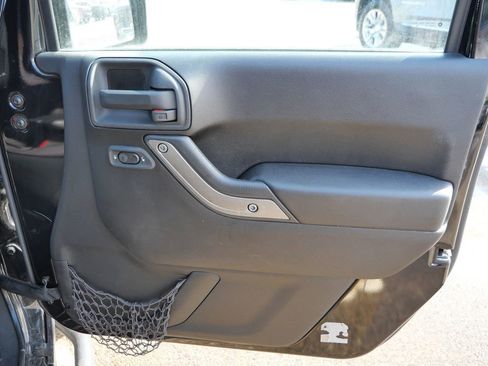 Used 2013 Jeep Wrangler Sport image 13