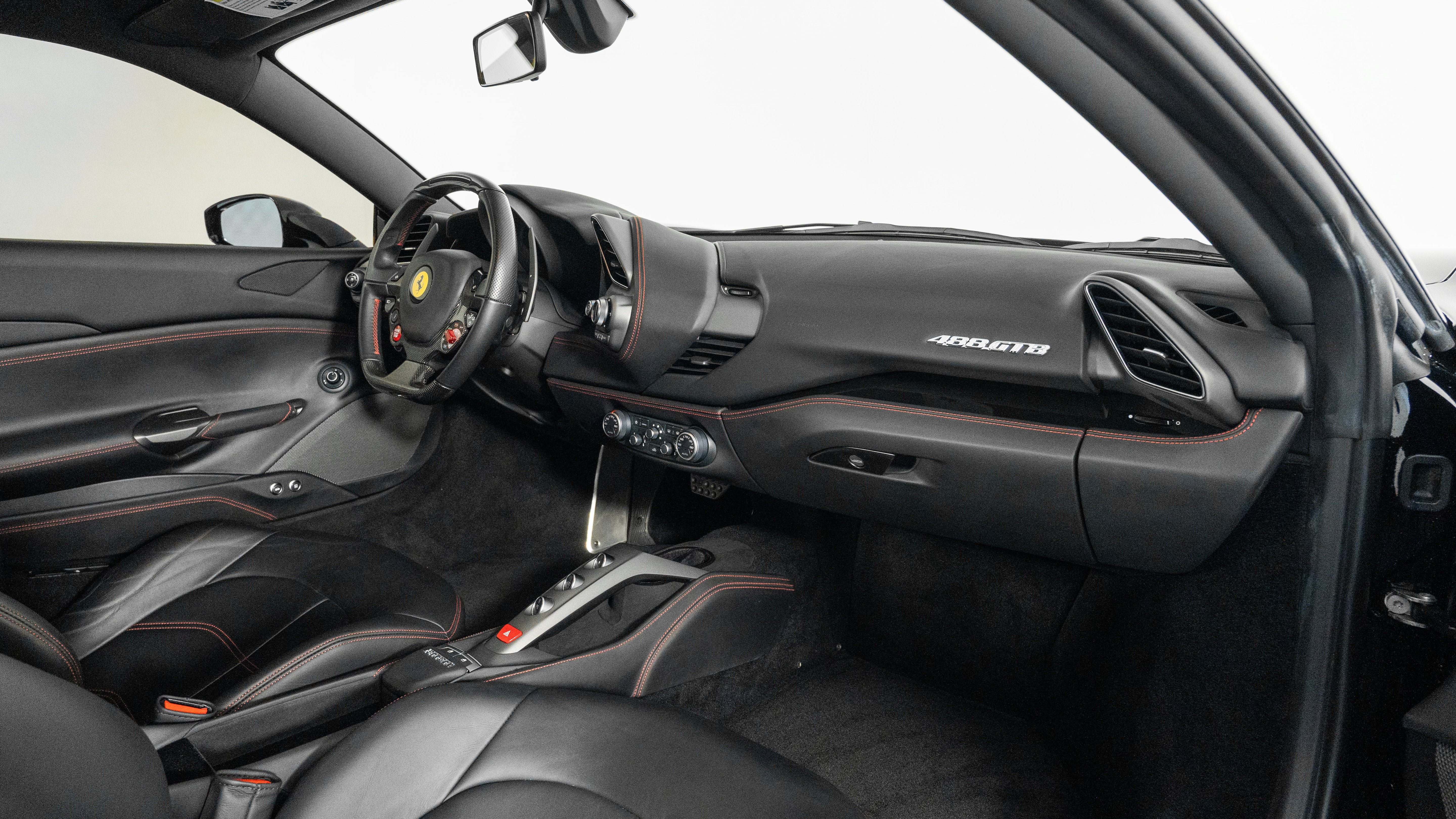 Certified 2018 Ferrari 488 GTB RWD image 40