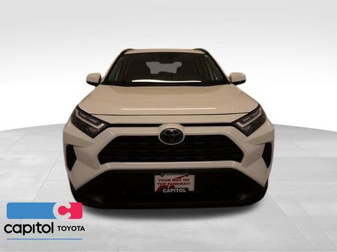 Certified 2025 Toyota RAV4 XLE FWD image 7