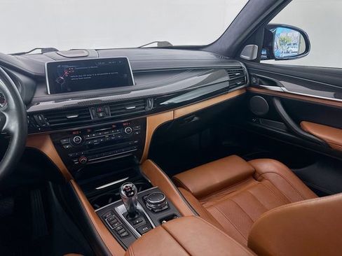 Used 2016 BMW X6 M image 24