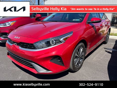 Used 2024 Kia Forte LXS w/ LXS Technology Package image 1