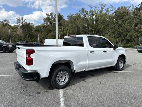 Used 2025 Chevrolet Silverado 1500 W/T image 3
