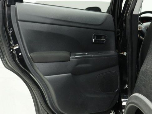 Used 2024 Mitsubishi Outlander Sport ES AWD/4WD image 29
