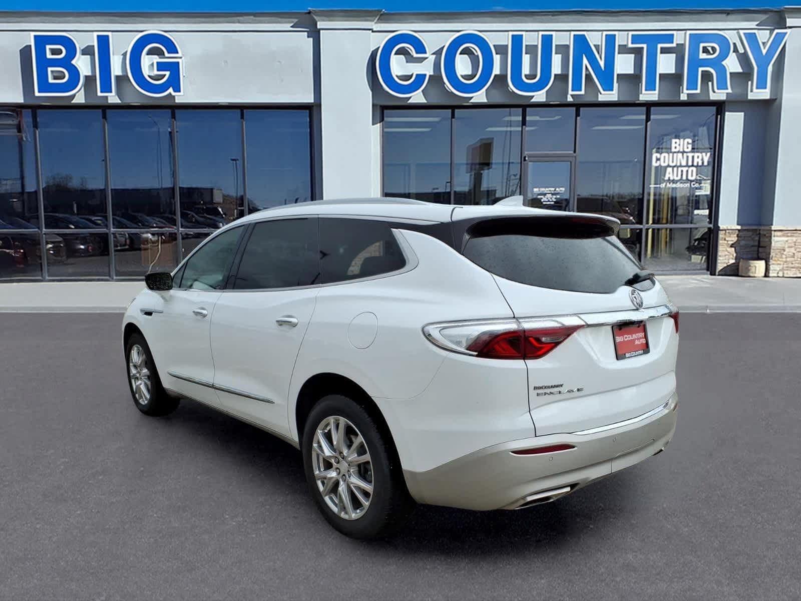 Used 2022 Buick Enclave Premium FWD image 7