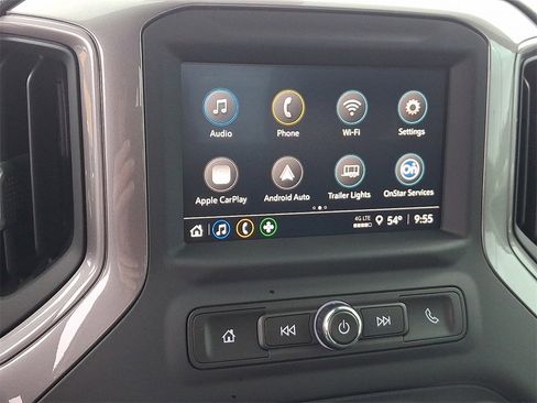 Used 2024 GMC Sierra 2500 Pro w/ Convenience Package image 16