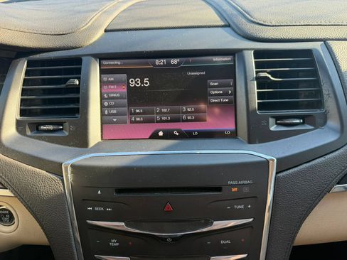 Used 2014 Lincoln MKS AWD image 17
