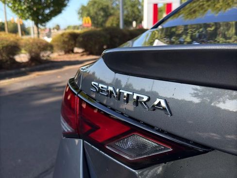 New 2025 Nissan Sentra SR image 14