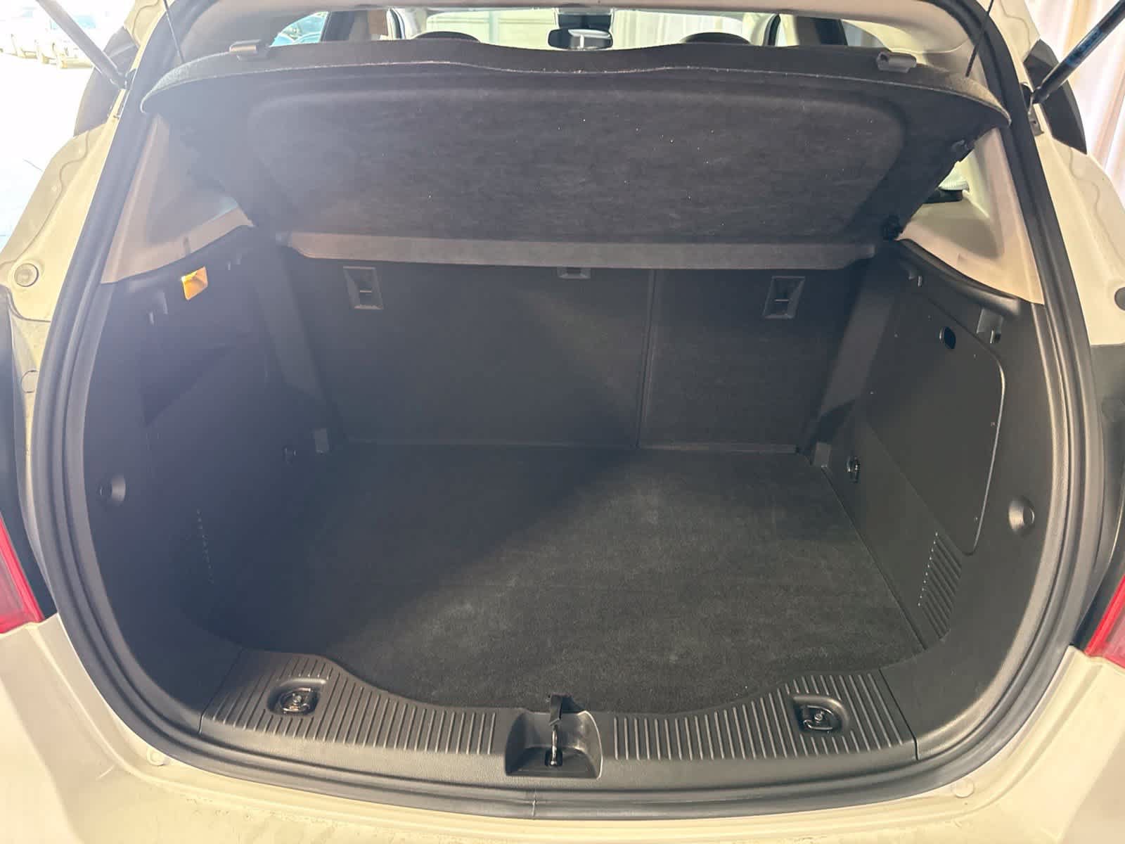 Used 2020 Buick Encore Preferred FWD image 14