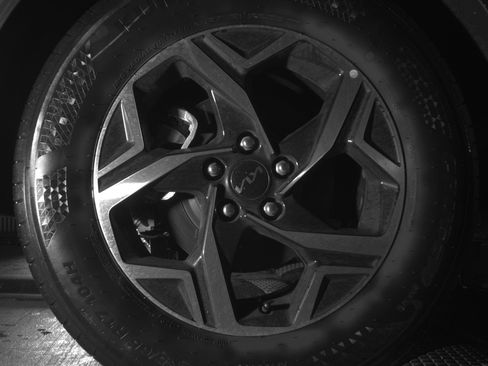 Used 2025 Kia Sportage LX image 15