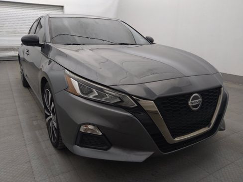 Used 2019 Nissan Altima 2.5 SR FWD image 13