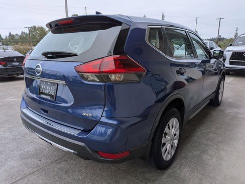 Used 2018 Nissan Rogue S AWD/4WD image 6