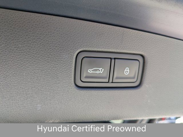 Used 2025 Genesis GV70 3.5T Sport w/ Sport Advanced Package AWD/4WD image 12