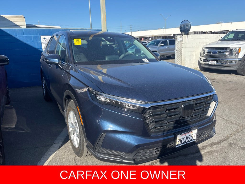 Used 2025 Honda CR-V LX image 3