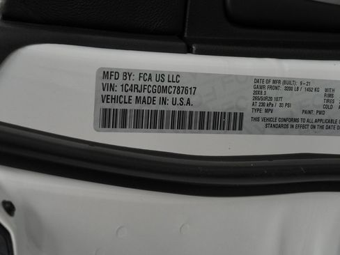 Used 2021 Jeep Grand Cherokee Overland image 56