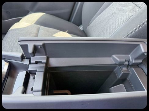 New 2026 Nissan Rogue SV FWD image 29