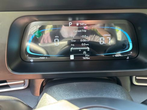 Certified 2026 Hyundai Elantra SE FWD image 28