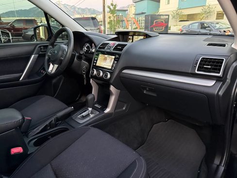 Used 2018 Subaru Forester 2.5i Premium AWD/4WD image 15