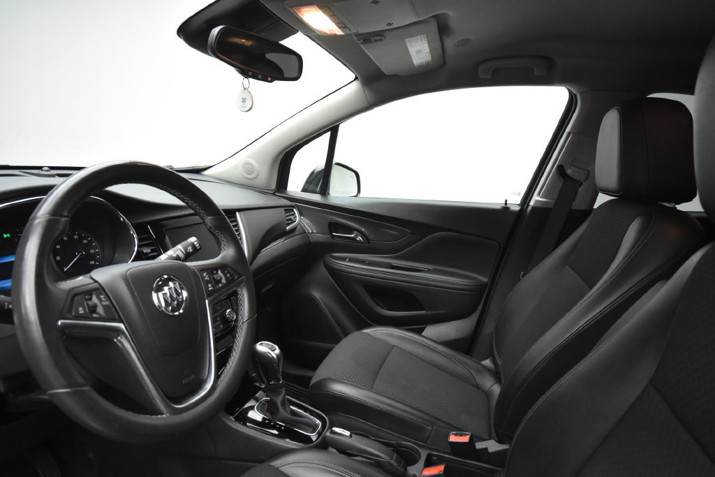 Used 2022 Buick Encore Preferred w/ Safety Package AWD/4WD image 7