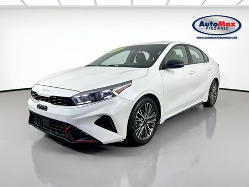 Used 2022 Kia Forte GT-Line w/ GT-Line Premium Package FWD image 5