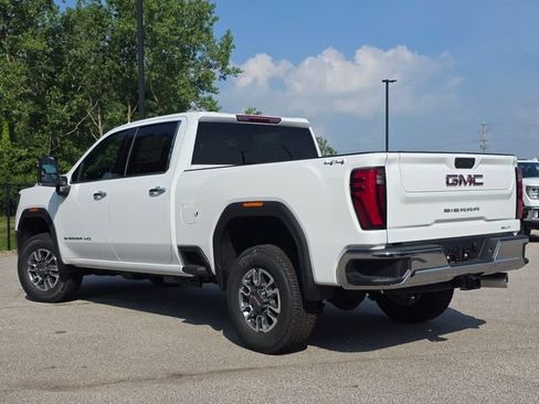 New 2026 GMC Sierra 2500 SLT AWD/4WD image 14