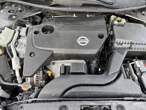 Used 2015 Nissan Altima 2.5 SV image 20