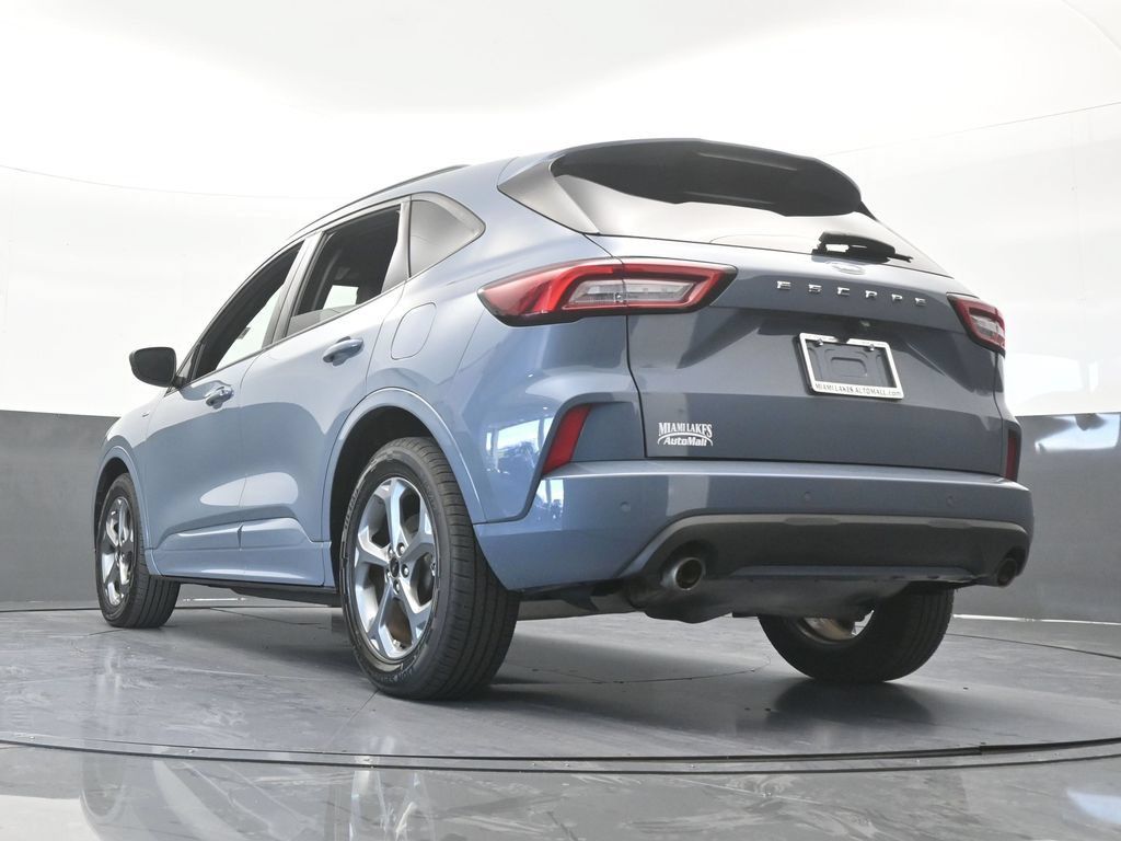 Used 2024 Ford Escape ST-Line w/ Tech Pack #1 FWD image 56