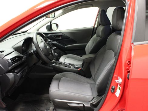 Used 2024 Subaru Crosstrek 2.0i Premium image 15