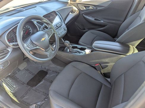 Certified 2024 Chevrolet Malibu LT image 25