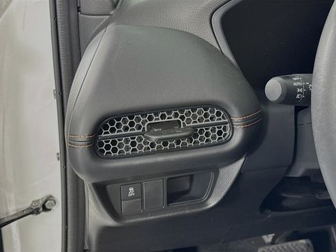 Certified 2023 Honda HR-V Sport image 10