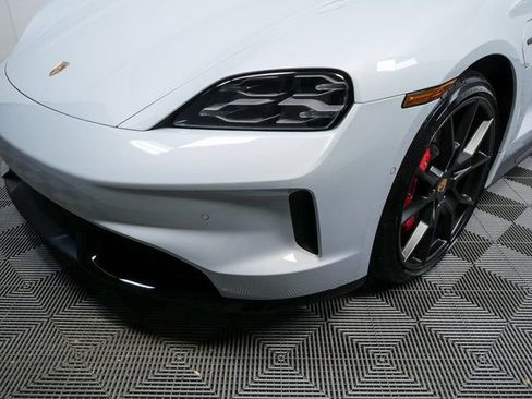 New 2026 Porsche Taycan GTS image 37