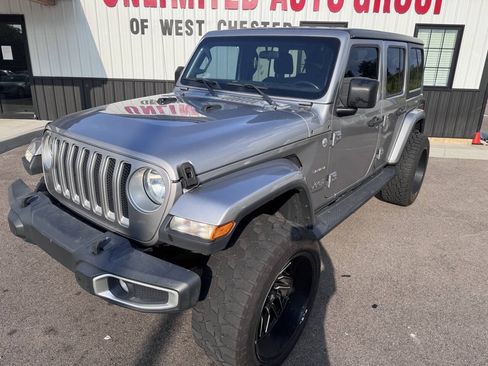 Used 2020 Jeep Wrangler Unlimited Sahara AWD/4WD image 3