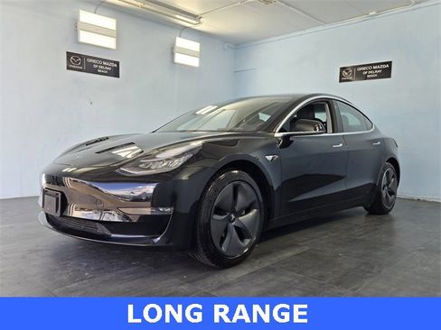 Used 2018 Tesla Model 3 Long Range image 3