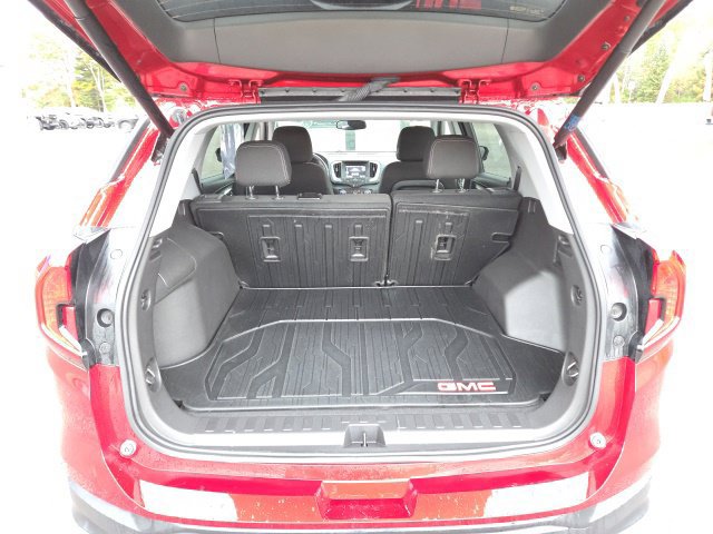 Used 2024 GMC Terrain SLE w/ Driver Convenience Package AWD/4WD image 24