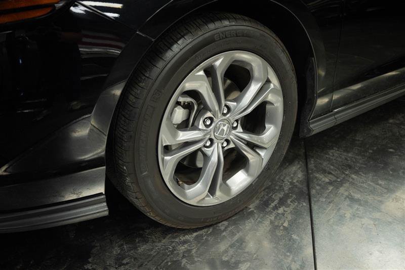 Used 2024 Honda Accord EX image 4