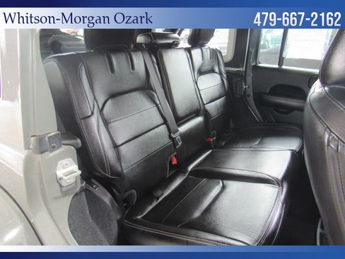 Used 2022 Jeep Wrangler Unlimited Sahara w/ Cold Weather Group AWD/4WD image 28