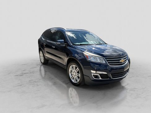 Used 2015 Chevrolet Traverse LT w/ Traveler's Package FWD image 10