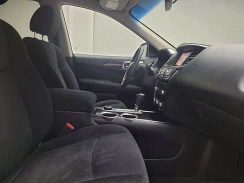 Used 2015 Nissan Pathfinder SV w/ Cargo Package image 21