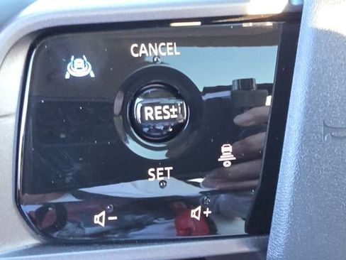 New 2026 Nissan Murano SL image 13