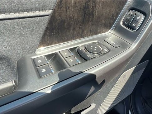 New 2025 Ford F350 Lariat image 22