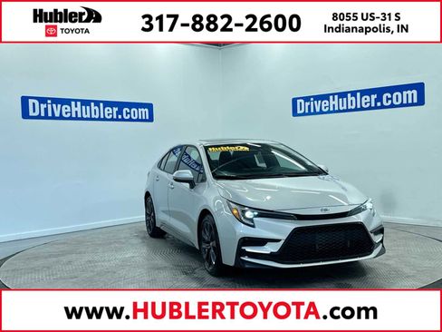 Used 2023 Toyota Corolla SE w/ SE Premium Package image 1