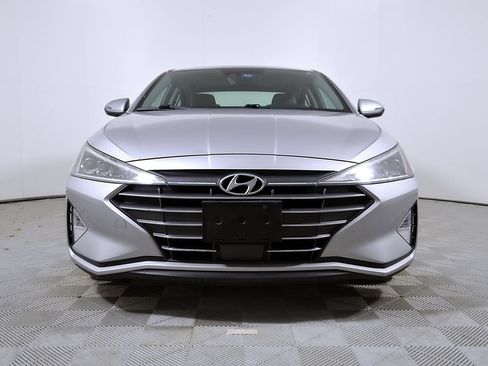 Used 2020 Hyundai Elantra Limited w/ Ultimate Package 03 FWD image 5