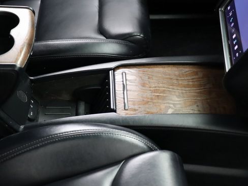 Used 2020 Tesla Model X Long Range image 20