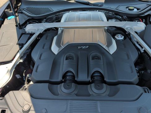 Used 2024 Bentley Continental GT V8 AWD/4WD image 18