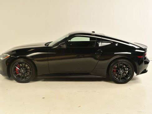 Used 2024 Nissan Z Performance w/ Floor Mat Package image 3