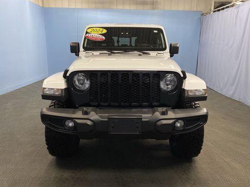 Certified 2021 Jeep Gladiator Willys image 2