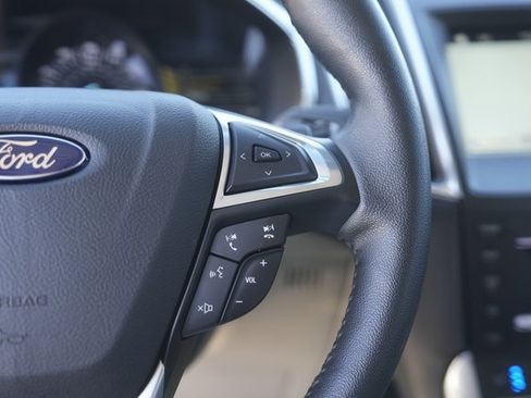 Used 2016 Ford Edge Titanium w/ Equipment Group 301A image 24