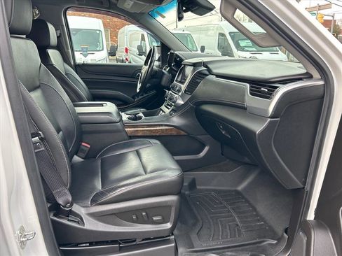 Used 2016 Chevrolet Tahoe LT w/ Luxury Package image 18